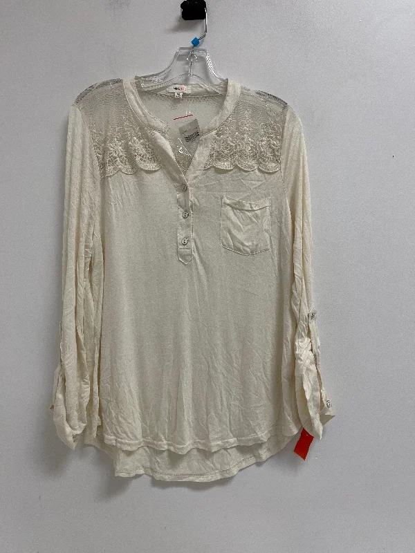 Top Long Sleeve By Clothes Mentor In Cream, Size: 1x