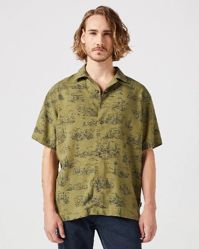 Wrangler Resort Shirt - Olive Scenic