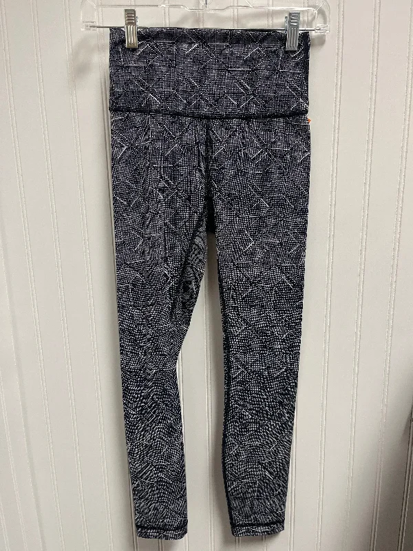 Athletic Leggings By Lululemon In Black & White, Size: S